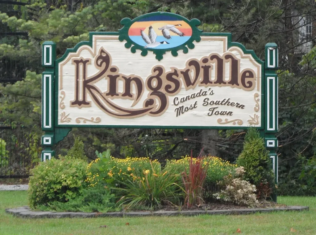 Downtown Kingsville, Ontario — Main Street and Division Road